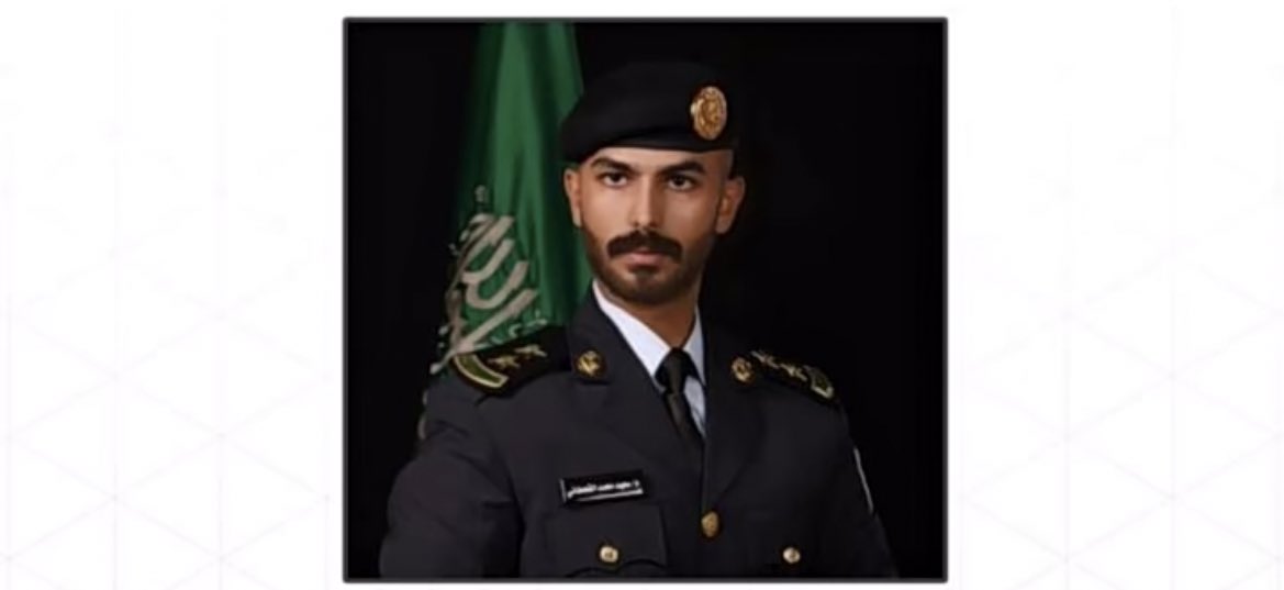 Al_m3mer's tweet photo. ..

                        نبارك للملازم أول مهندس
                   سعيد بن محمد بن ناصر آل مريح  
         بمناسبة تخرجة من كلية الملك فهد الأمنية 
                  سائلين الله له التوفيق والسداد https://t.co/DxQ58QHq1E