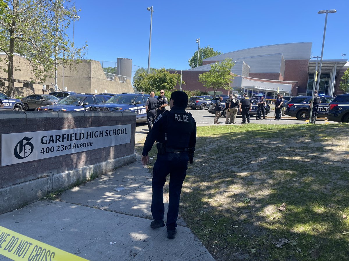 Jeremy Harris tweet media