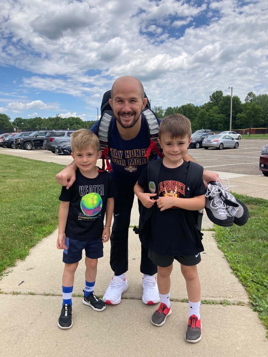CoachBrownSTC's tweet photo. No sport like the sport of wrestling. The boys got to meet 4x NCAA champ &amp; World Champion @_LogieBear_ today at @WNHS_Wrestling camp. 

A class act, great coach &amp; leader. https://t.co/WTx7cOkC3x