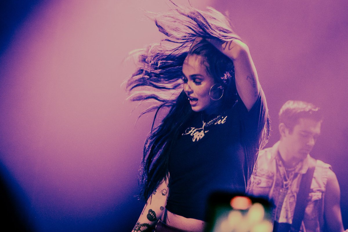 Xneyon's tweet photo. @MaggieLindemann @siiickbrain @toopoor_ @PHREEJASIAH
Live Show Review  up now on @hunnypotlive
https://t.co/0j6jliialk
@Iindenation @sckrpnchs
@Iindemannbrasil @1998LINDEMANN
 @MAGGIEGALLERY 
 @maggieonstage 
#maggielindemann #headsplit #toopoor #siiickbrain #JASIAH #photography https://t.co/pXrE3ojeNF