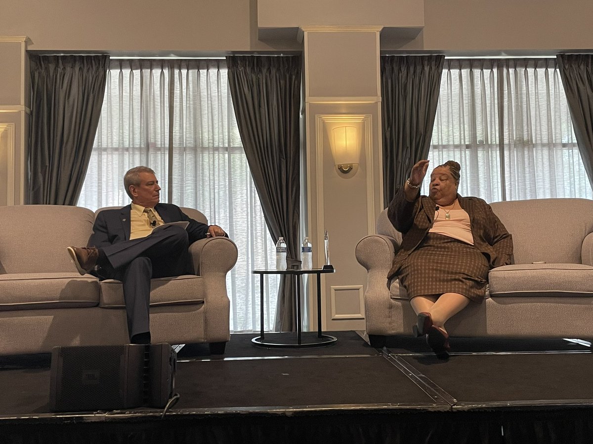 Ashley Smart tweet media