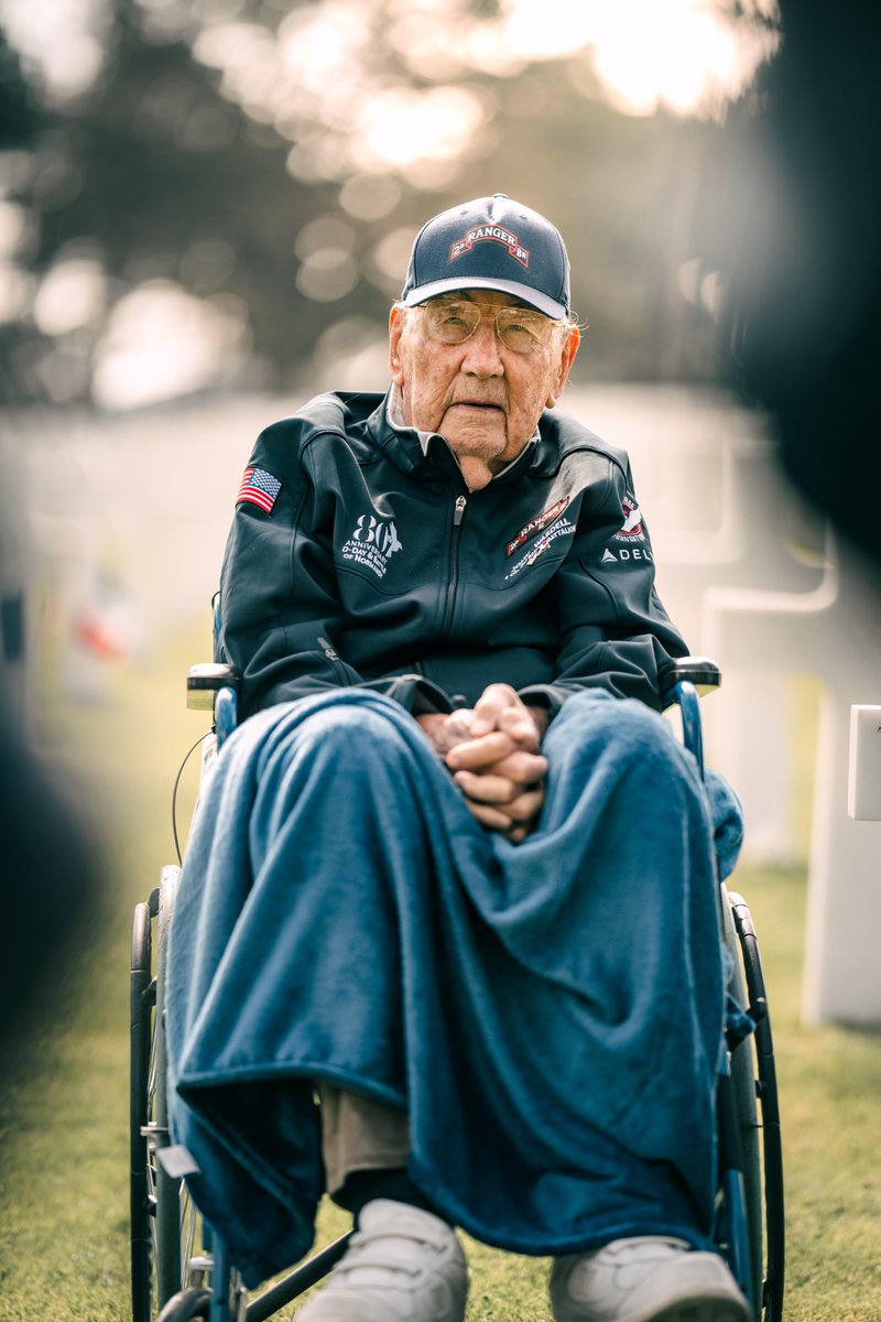 U.S. Army tweet media