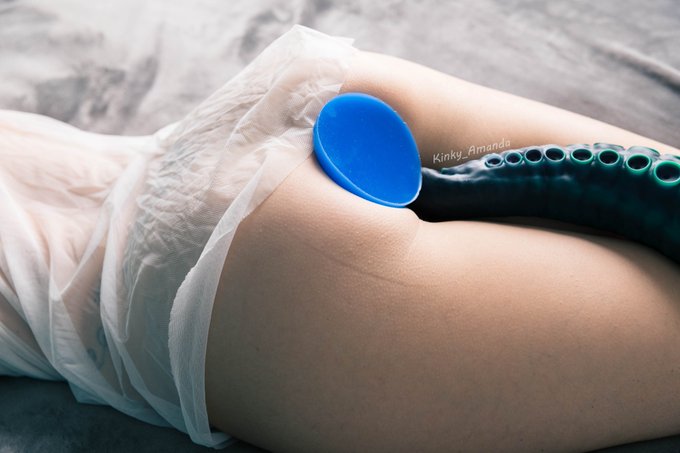 Watch kinky_amanda ✨ Anal 🕳️'s leaked NSFW photo on TwXstars