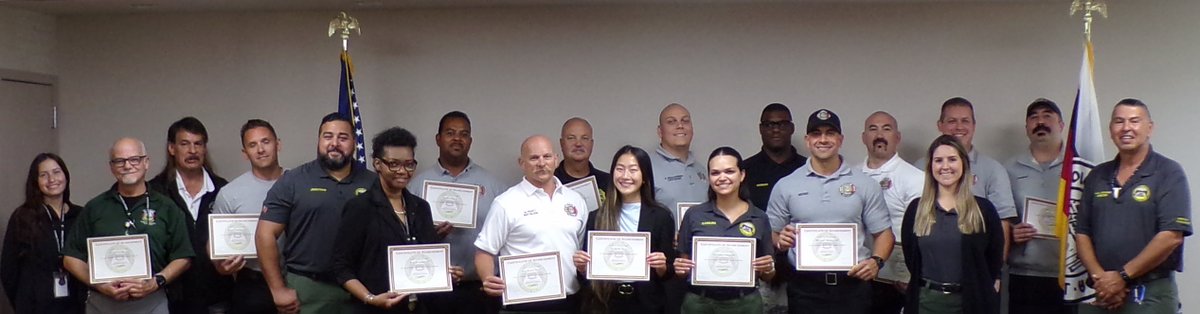 nativelearningc's tweet image. 🌟 Congratulations to all the dedicated participants who completed the Emergency Management ICS-300 (Incident Command System) training at the Native Learning Center! 🌟💪🏽🚒🚑 #EmergencyManagement #ICS300 #NativeLearningCenter #CommunityResilience