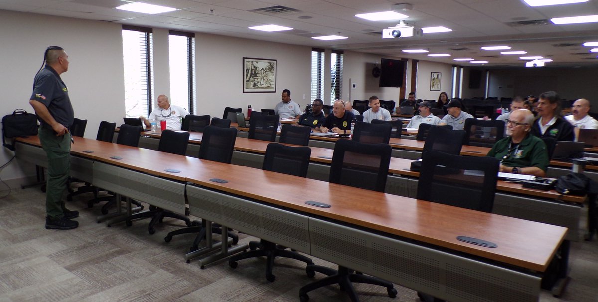 nativelearningc's tweet image. 🌟 Congratulations to all the dedicated participants who completed the Emergency Management ICS-300 (Incident Command System) training at the Native Learning Center! 🌟💪🏽🚒🚑 #EmergencyManagement #ICS300 #NativeLearningCenter #CommunityResilience