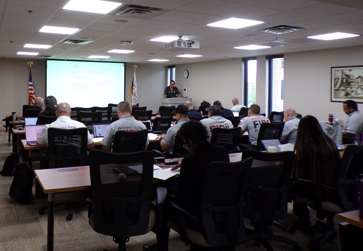 nativelearningc's tweet image. 🌟 Congratulations to all the dedicated participants who completed the Emergency Management ICS-300 (Incident Command System) training at the Native Learning Center! 🌟💪🏽🚒🚑 #EmergencyManagement #ICS300 #NativeLearningCenter #CommunityResilience