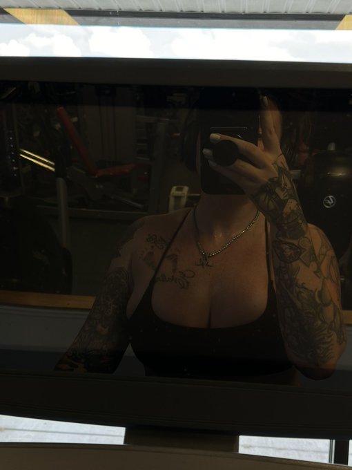 🥵🥵🥵🥵 https://t.co/5516DgXdxV<a href="/tag/noicepartner"class="tags"><span>#noicepartner</span></a>