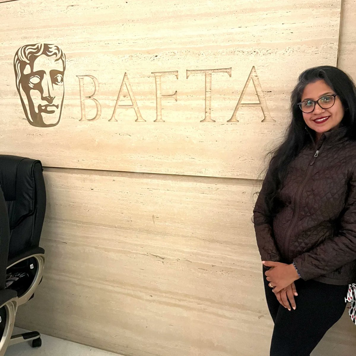 What a lovely evening at the #bafta with the beautiful <a href="/AshantiOmkar/">Ashanti Omkar Film, TV, Culture Broadcaster & HOST</a> . Besides are many common interests like music and cinema we also share our common connection to Nigeria and being Tamil. Thank you! ❤🧿🧿 #london  #filmlovers #southasian #tamil #filmmaker