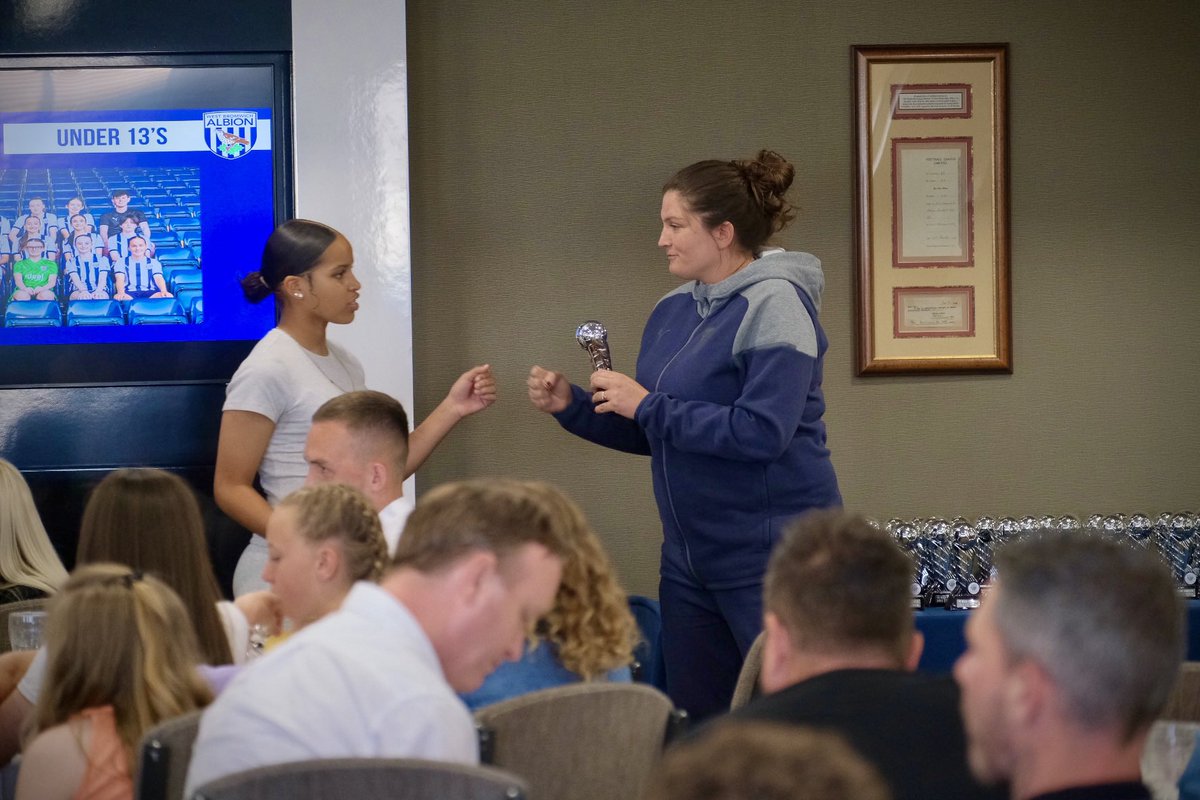 WBAFoundation's tweet photo. What a fantastic evening celebrating our talented players and their supportive parents at the Girls’ Emerging Talent Centre awards! 👏🤩

Thank you to @WBAWomen Head Coach @Shevs_20 &amp; Assistant Coach Abbie Hinton for handing out awards. 🏆💙 https://t.co/4PopgzXAja