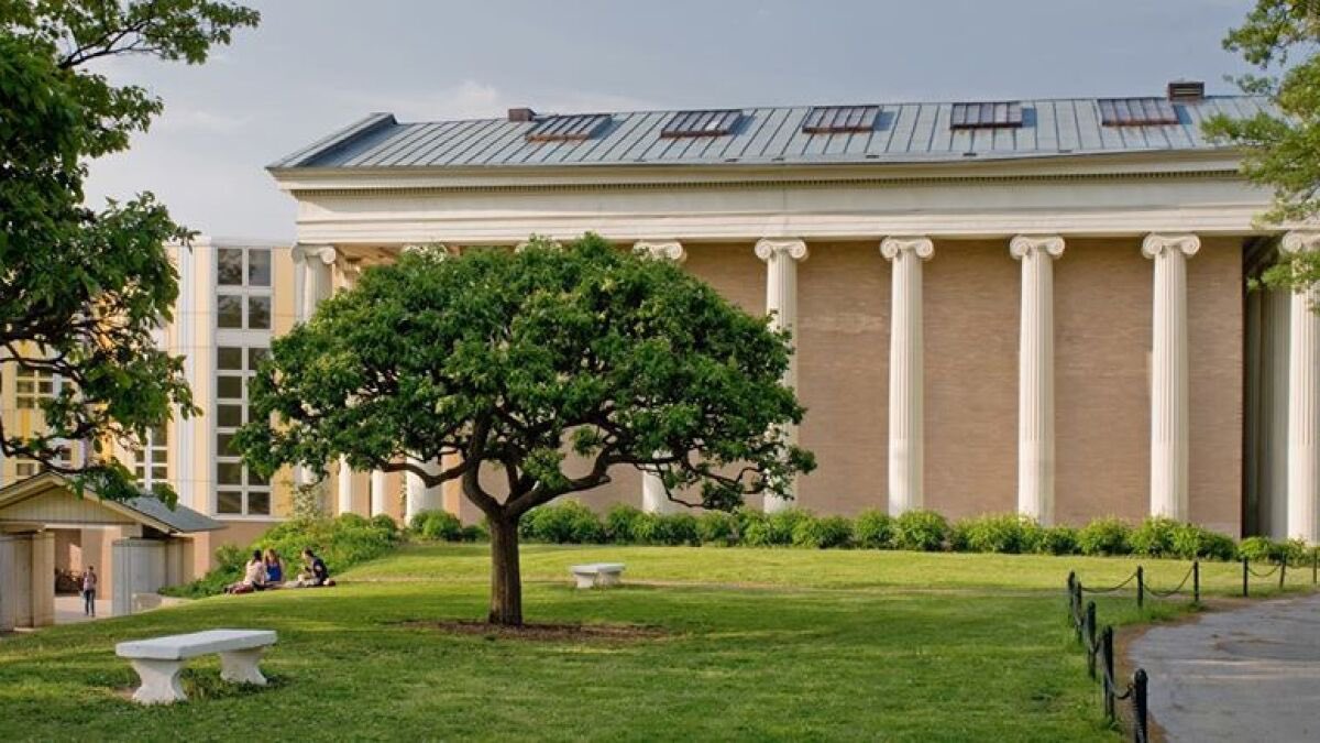BardCollegeWBB's tweet photo. Top Flight Academics 📚
Scenic Views Across Campus 🏞️
Small Class Sizes👥
Liberty League Basketball 🏀

Come be part of the Raptor family! 

#Comeflywithus
#bardwbb
#whyD3
#whyBard https://t.co/aQSJ7k8mGy