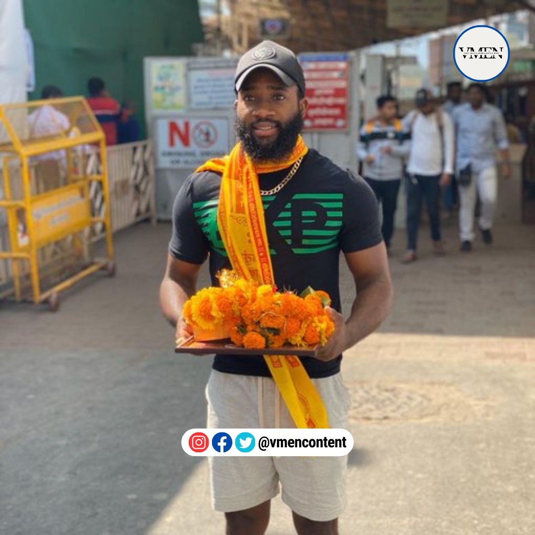 vmencontent's tweet photo. Man of the Moment
Aaron Jones.
-Scored 35 while chasing.
-Scored an under-pressure six to take the game into the super-over.
-Scored 10 runs in super over.
.
.
#VmenContent #AaronJones #PakVsUsa #USACricketTeam #ICCT20WorldCup #ICCT20WorldCup2024 https://t.co/t0MZ7bwfe7