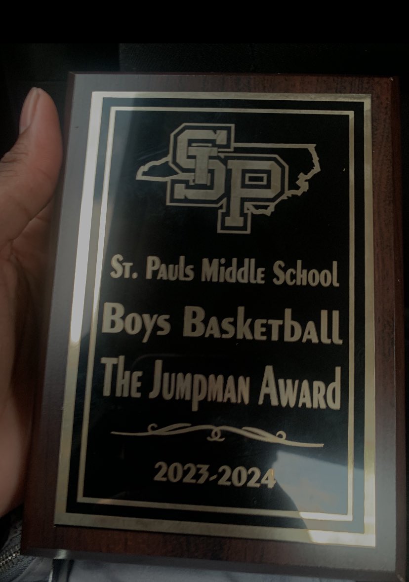 MckoyMalik4's tweet photo. What a great way to finish my middle school career
2023-2024 MVP 🏈
2023-2024  JUMPMAN 🏀
2023-2024 Golden boy ⚽️
NOW ITS TIME TOO LOCK IN FOR YEAR ONE OF HIGH SCHOOL FOOTBALL https://t.co/AXXuiHy2vf
