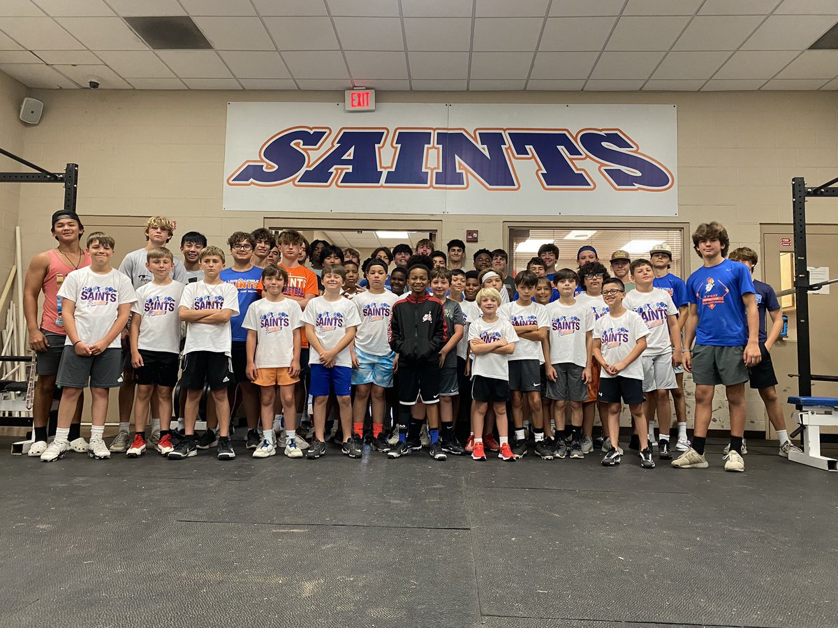 SLCHSFB's tweet image. Lil’ Saints Football Camp 2024 in the books

Our varsity players shared the gospel message through the game of football with kids throughout SWLA 

It isn’t too late to sign up for our 7th and 8th grade camp June 17-20