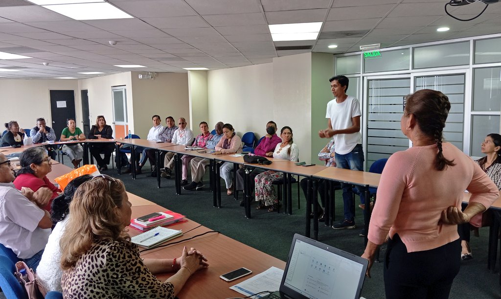 DannyChoezM's tweet photo. En #Guayaquil// Hoy en la Sesión de la #ALCG Se trataron temas sobre la deliberación Pública del @alcaldiagye @aquilesalvarez y los #Concejales, su incidencia en los Artículos 9; 11; 92  de la #LOPC y lo que determina la ley en su incumplimiento o inadecuada realización. https://t.co/x0bUu8oGeQ
