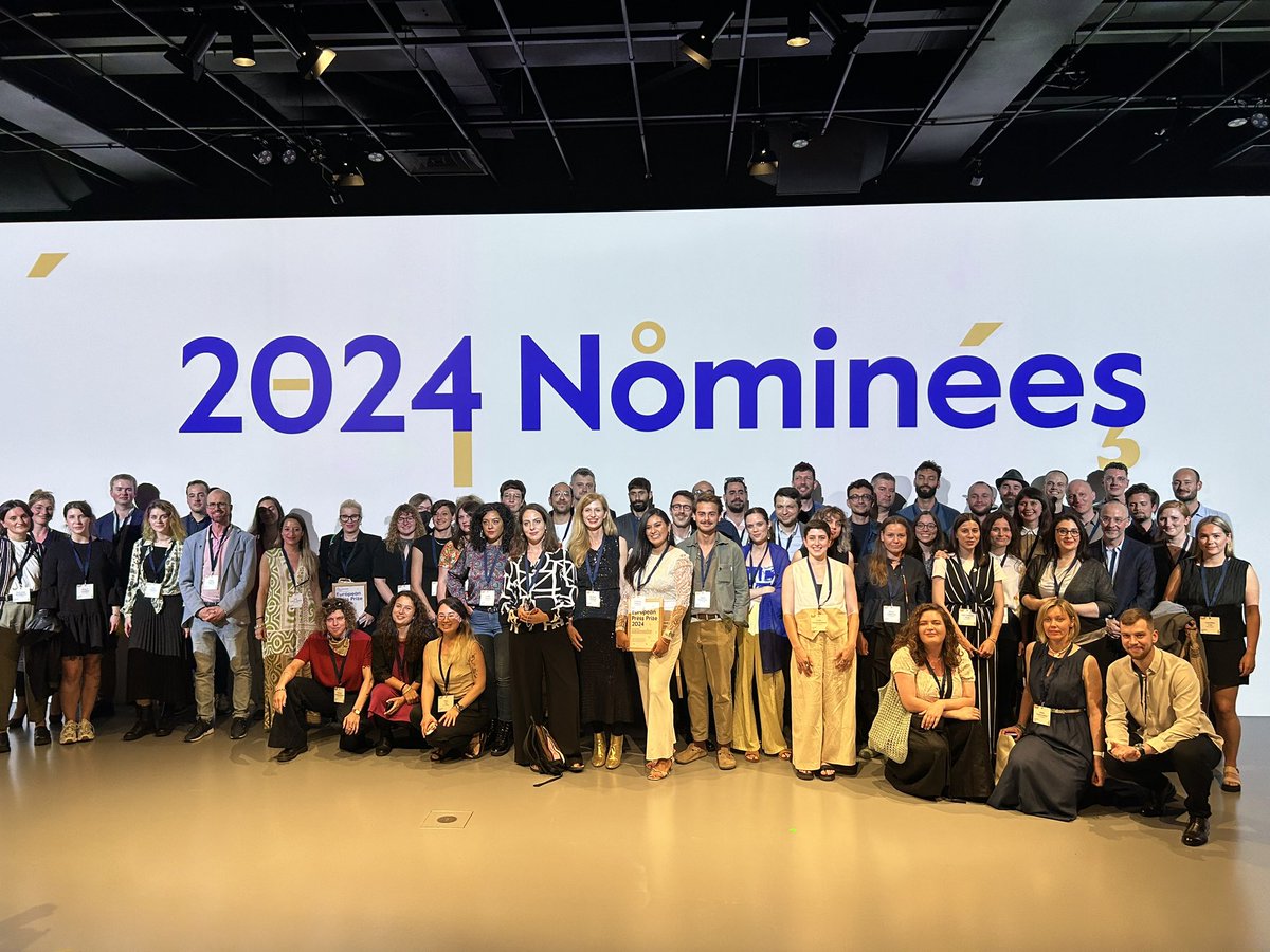 Daan Huisinga 🇳🇱🇨🇿 (@daanhuisinga) on Twitter photo Celebrating 🇪🇺 quality journalism in Prague! Pleasure to lend my support to the 2024
<a href="/EuroPressPrize/">European Press Prize</a> Awards. Celebrating 🇪🇺 quality journalism in Prague! Pleasure to lend my support to the 2024
<a href="/EuroPressPrize/">European Press Prize</a> Awards.