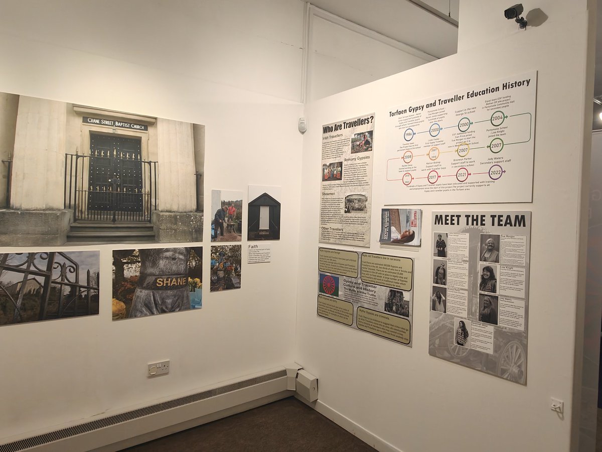 MWmsenglish's tweet photo. Amazing exhibit that's well worth a visit at Pontypool Museum that displays our gypsy travellers and their lives. Reading some of the poetry from our students was incredibly moving! https://t.co/klmaqvP2tN