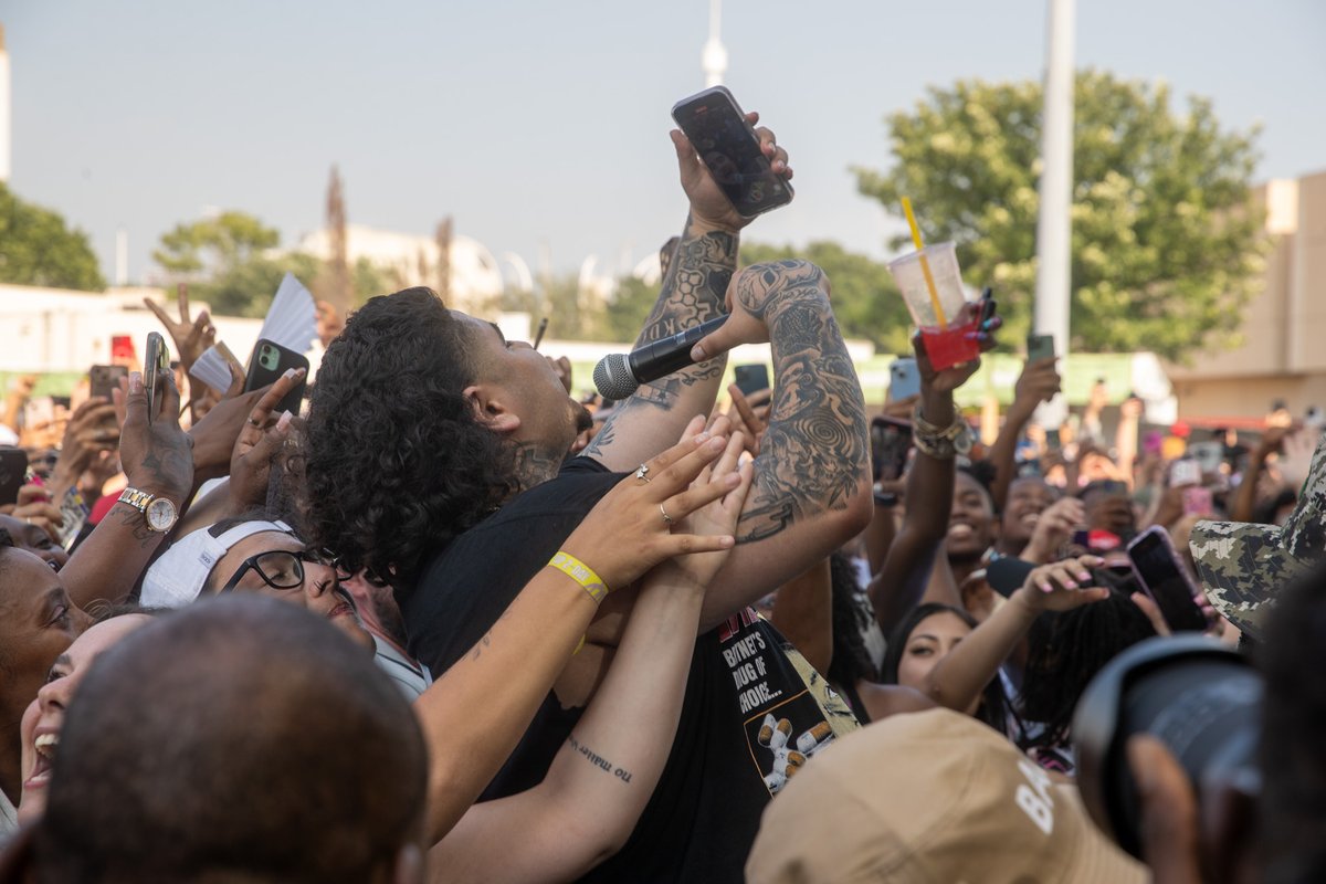 twogetherland's tweet photo. Straight from the 979 🤠 @thatmexicanot_

📸 by: https://t.co/iEWw7mskMP

#ThatMexicanOT #TwoGetherLand #MusicFestival #Dallas #TGL2024 https://t.co/7ggbsgQ5st