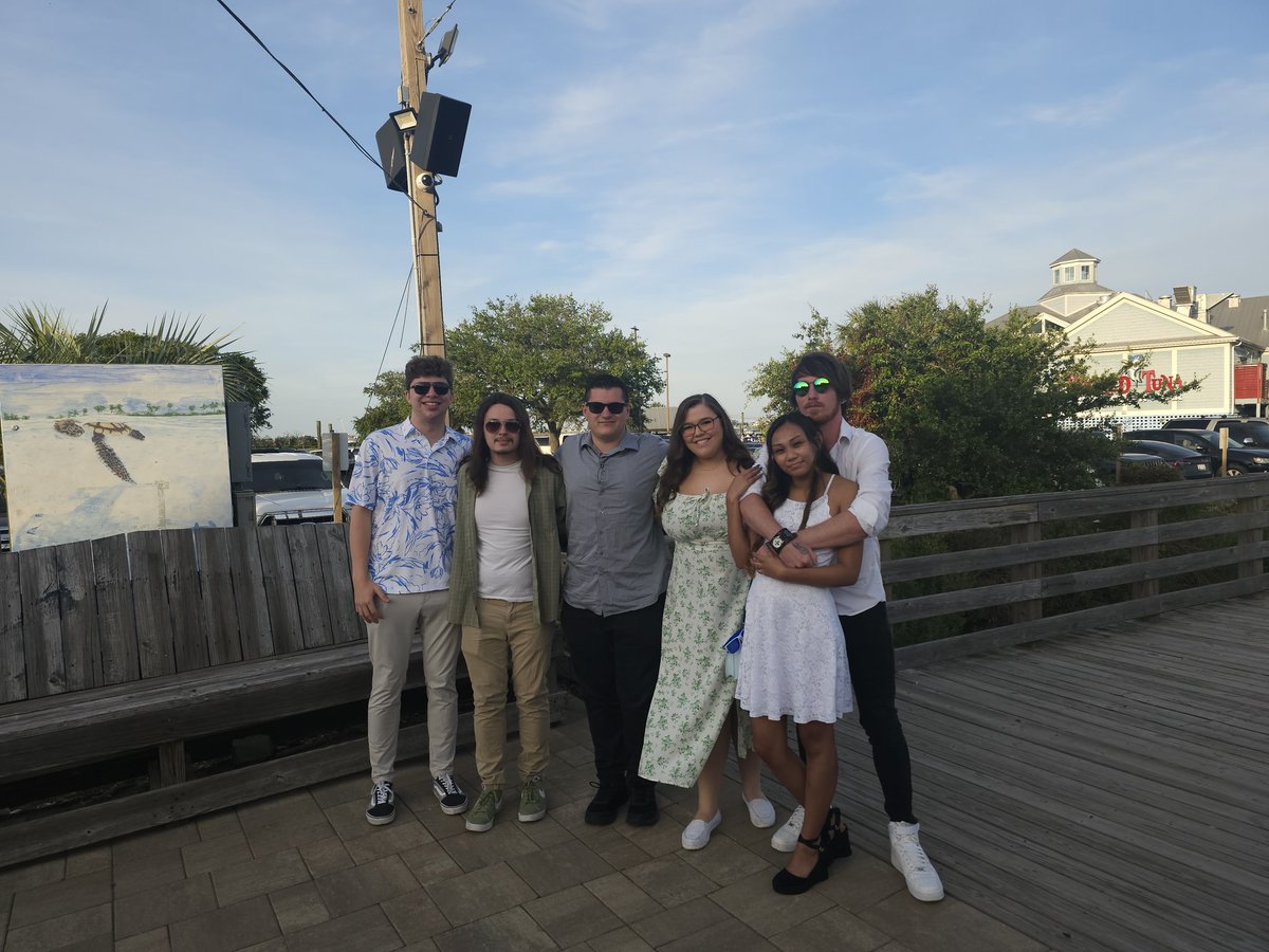 Time flies when you're having fun. I miss you all already. Thank you for a fun time and good memories! I hope we all meet again soon!