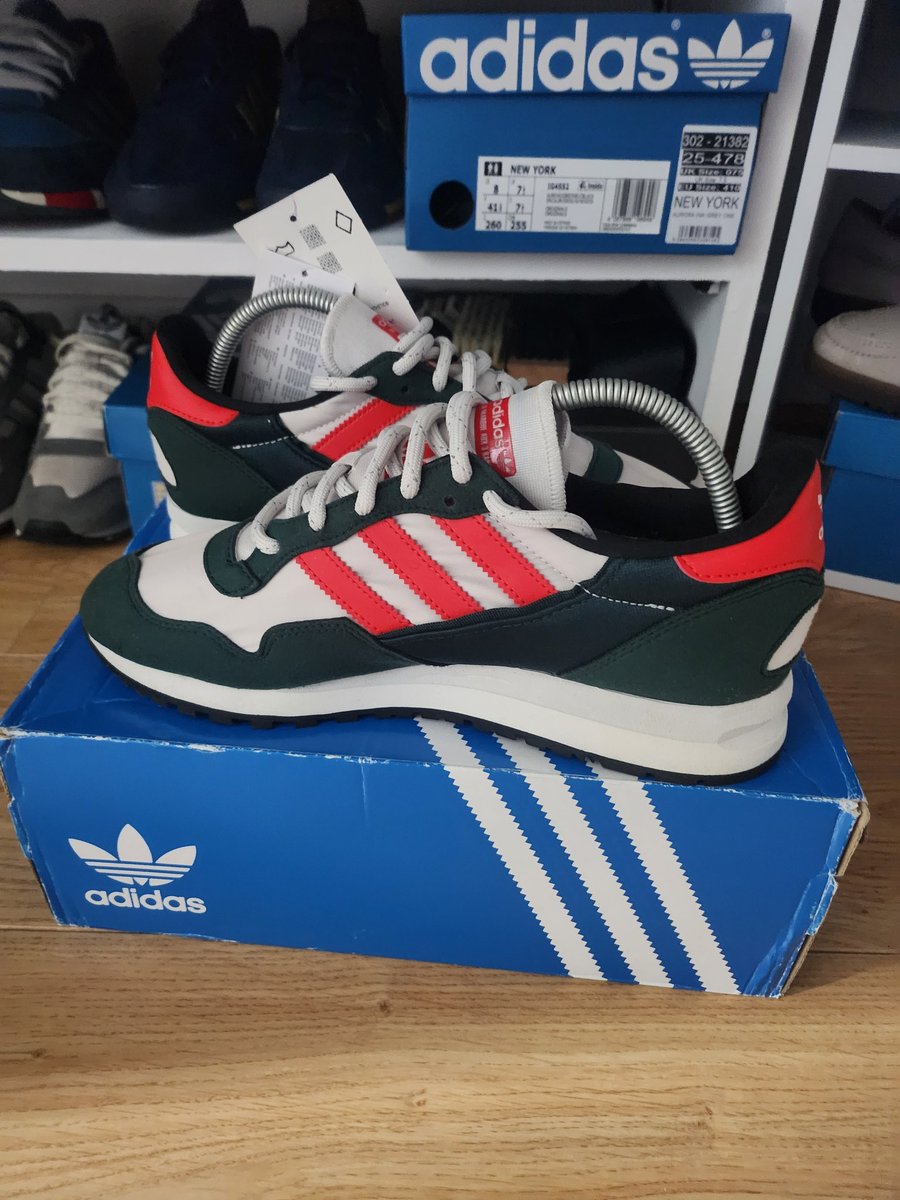 Adidas lowertree 2020 7.5...OH box and tags..worn once I think £65