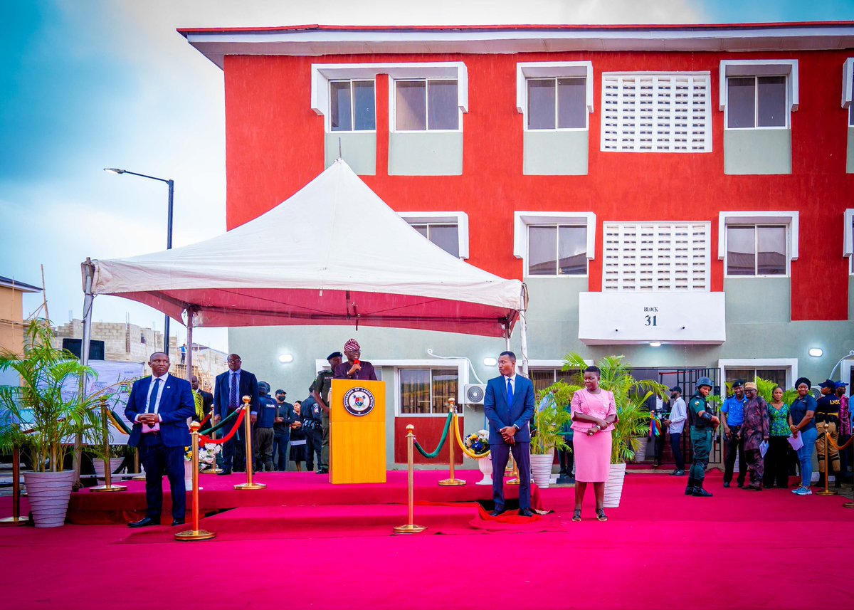 jidesanwoolu's tweet photo. Today, I inaugurated 270 units of two-bedroom flats at the Egan-Igando Mixed Housing Estate, Igando-Ikotun Local Council Development Area (LCDA), Lagos.

This project, situated in the Ikeja Division of Lagos State, represents Cluster One of the proposed 101 blocks of 846 home units, consisting of one, two, and three-bedroom apartments on a land area of 17.358 hectares. It aims to provide decent accommodation for suburban dwellers.

During the unveiling ceremony, I promised to finalize the remaining home units in Clusters Two and Three of the Egan-Igando Mixed Housing Estate to benefit more residents, regardless of their background.

I emphasized the importance of residents taking ownership of the project and safeguarding it from vandalism. 

Additionally, I expressed our readiness to collaborate with the private sector to construct more affordable housing estates in Lagos State.