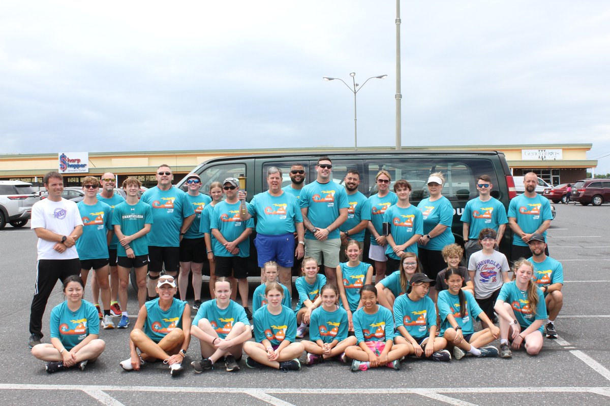 WPD_VA's tweet photo. Honored to join the Law Enforcement Special Olympics Torch Run! From Waynesboro City limits, through downtown, up to Afton Mountain. Big thanks to all participants &amp; the Waynesboro High School Cross Country team! https://t.co/uYAzjwsZeP