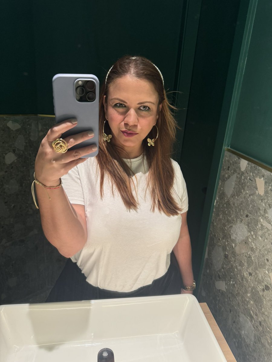 ginnataty's tweet photo. Quiero que recuerdes siempre estos ojos https://t.co/kvJZgiZxYJ