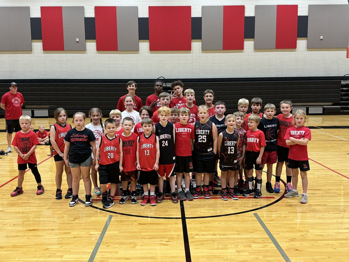 RedDevils_Hoops's tweet photo. Great Week at Camp! https://t.co/55ZhsYyyQs