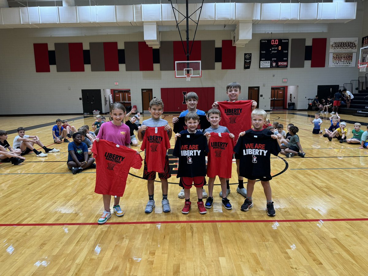 RedDevils_Hoops's tweet photo. Great Week at Camp! https://t.co/55ZhsYyyQs