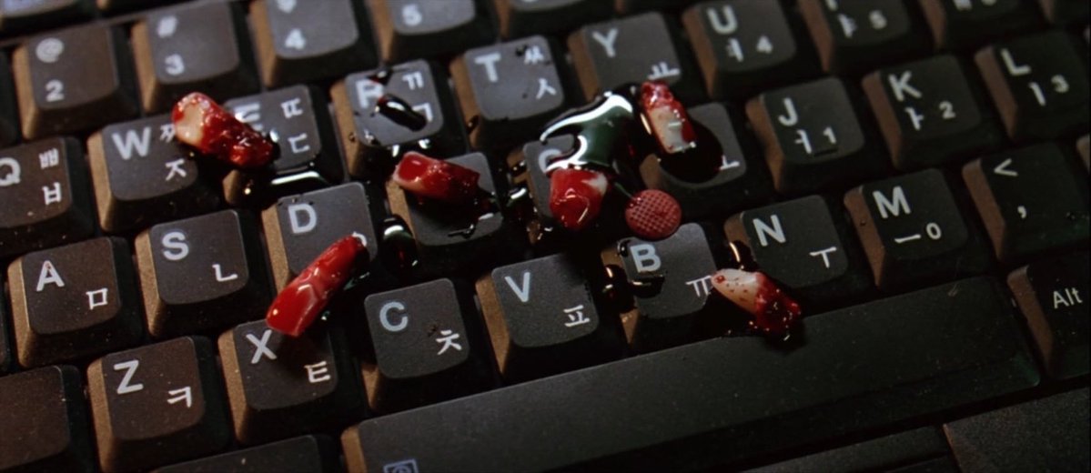 TheCinesthetic's tweet photo. oldboy (2003), dir. park chan-wook https://t.co/qZivo6iwz6