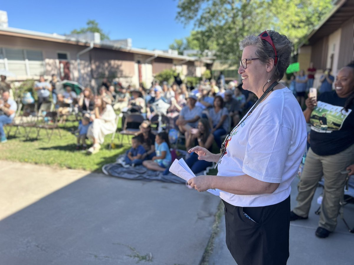 Ms. P appreciation for how she leads our PreK program. Great job on the ceremony today!@ABQschools