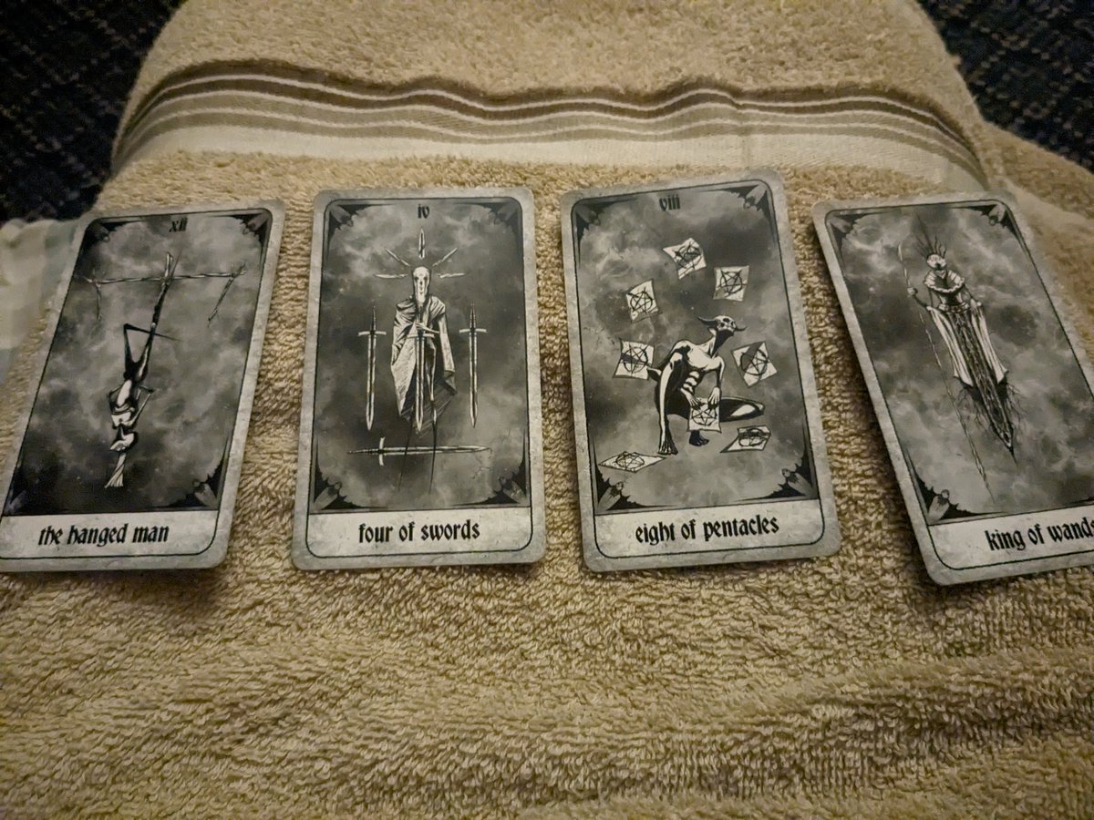 KaySpellCraft's tweet image. Had a heart to heart with my guide today 💚 thank you 

#tarot #tarotcards #divination