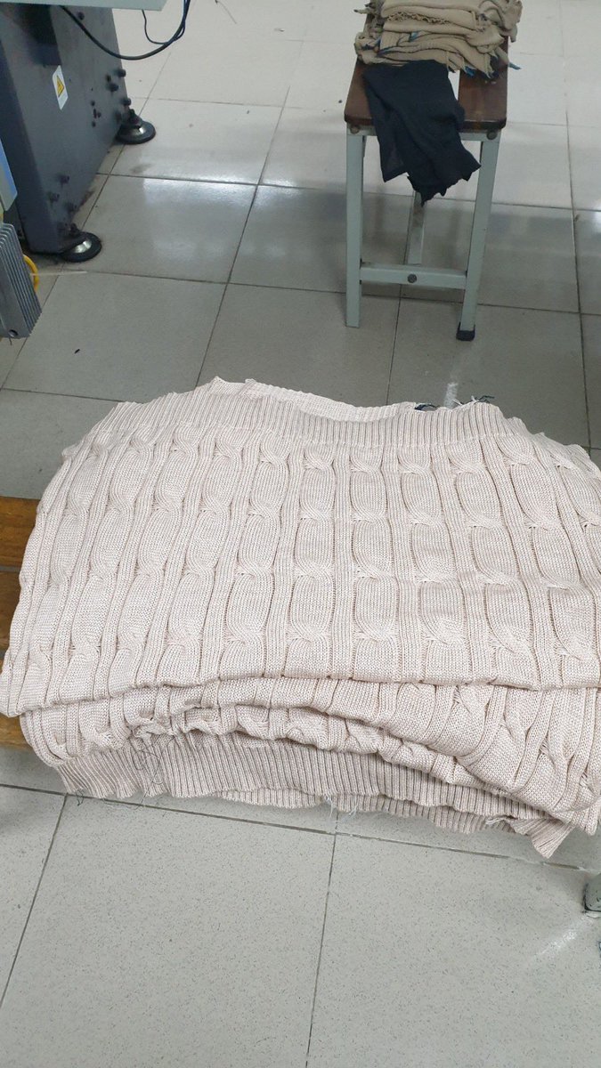 kbrd_kk's tweet photo. Ebyrddesign is a growing knit design brand,with exquisite designs and colors that will look great on you,visit our website for more details https://t.co/BrXedfk1kj.Thanks https://t.co/RVNurUlU16