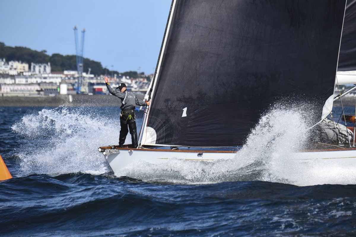 WESTSYSTEMEPOXY's tweet image. 👋 Hey everyone, can you believe it’s just one week until @SpiritYachts Regatta 2024? The excitement is real!

Who else is counting down the days? Let’s get ready for some amazing yacht races!

📸 Waterline Media
 
#westsystemepoxy #spirityachts #regatta #yachtracing