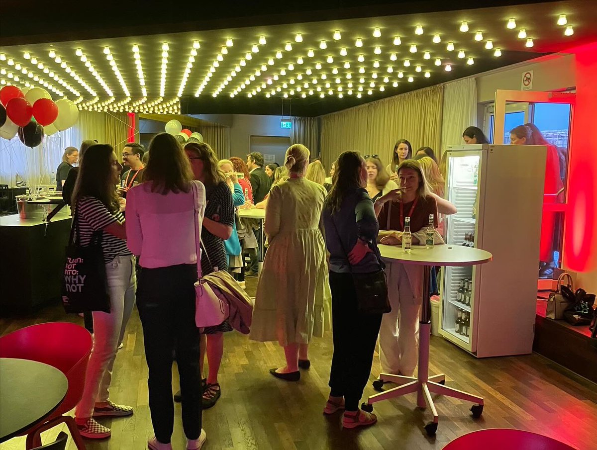 ITKnowledgeBnk's tweet image. This is a tech event that we visited today. 

We should admit that the ladies from Women in Big Data know how to organise great events.

Thanks to ProSiebenSat.1 for hosting it.

#munich #wibd #datascience #tech #events #meetup #itknowledgebank #ProSiebenSat1