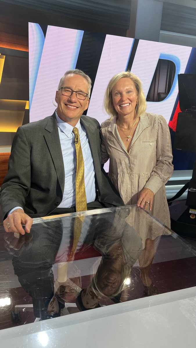 ElrodPope's tweet image. 🌟 Exciting News! 🌟

@tommypopeSC absolutely loves commentating on @CourtTV! Feeling so blessed to spend a few days in ATL at the studio! 🙌 It's been amazing to finally meet everyone in person for the first time. 🎥⚖️

#CourtTV #ElrodPope #HelpingInjuredPeople #LocalMatters