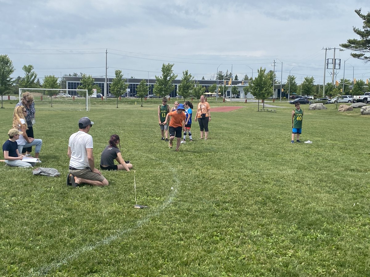 For the second year running, LESAA Track and Field included inclusive events: a 50-metre run/walk/roll and a standing/running/seated long jump/roll! It was a wonderful day with 30 students from across the board who participated. @LESSA_LDSB