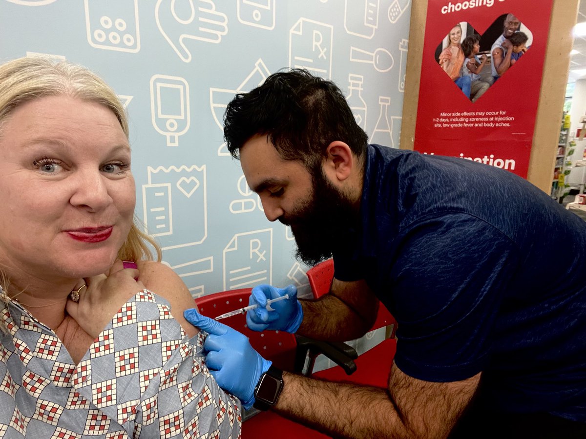 Laura Tamblyn Watts tweet media