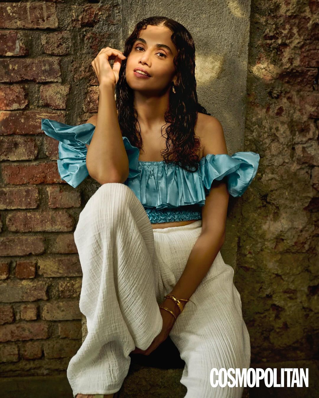 GPb-xSdasAAIhQs?format=jpg&name=large