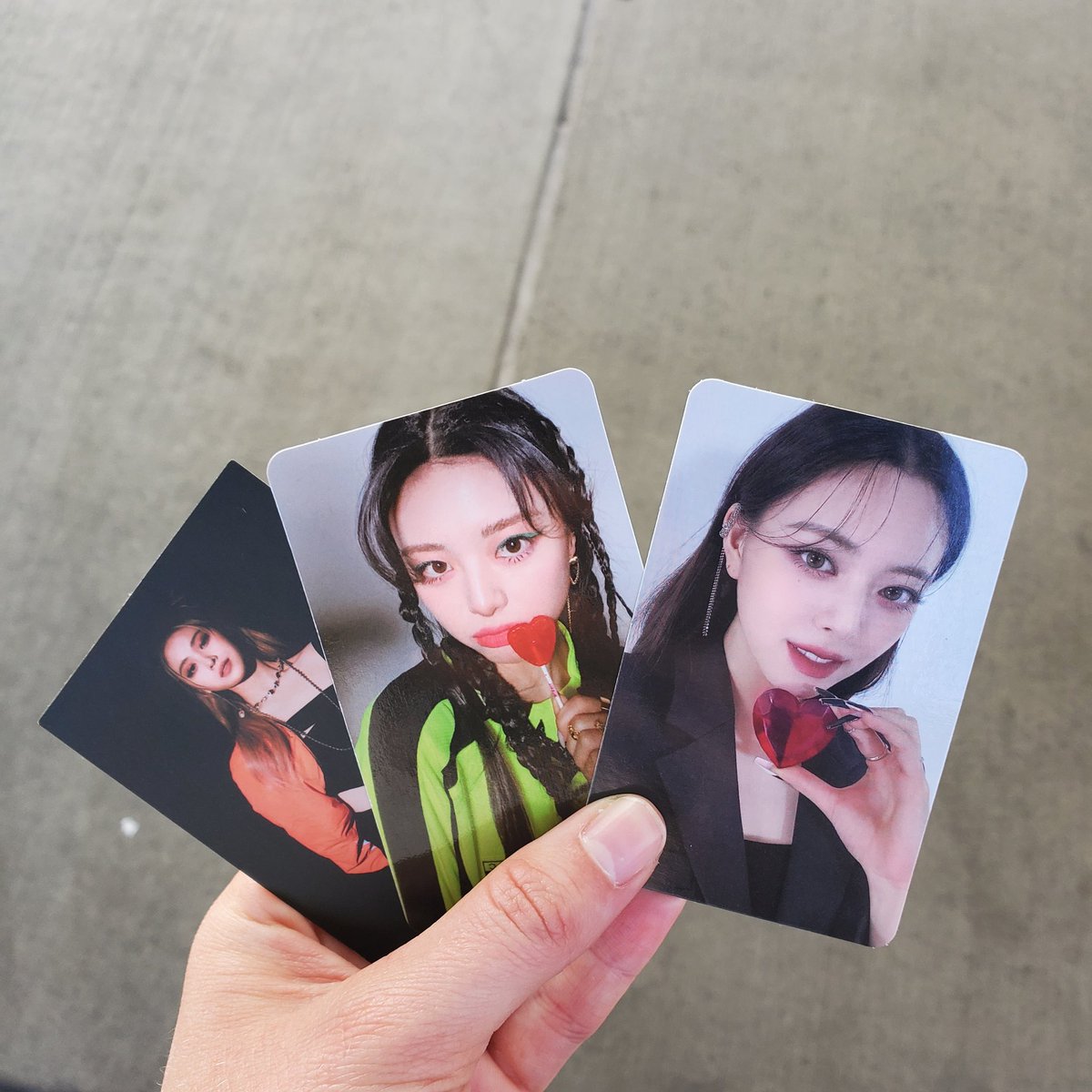 suyunflrt's tweet photo. TRADING PCS
all for chae equivs (pictured)
@ITZYofficial #itzyinseattle #itzyborntobe https://t.co/bm62iV15Wu