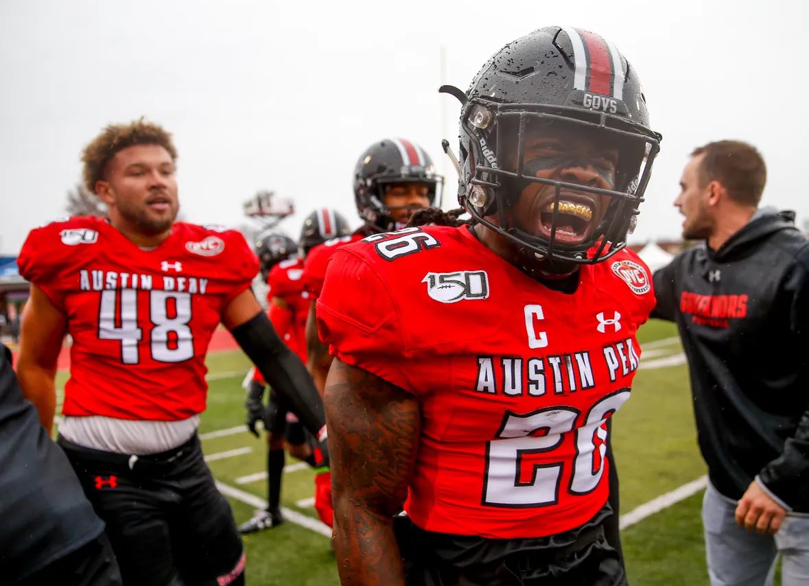 Grateful to receive an offer from <a href="/GovsFB/">Austin Peay Football</a> ‼️
<a href="/CoachFarisAPSU/">Jeff Faris</a> 
<a href="/CoachQLee/">Quinton Lee</a> 
<a href="/Coach_Rang/">Derek Rang</a> 
<a href="/CoachKevMac/">Kevin McKeethan</a> 
<a href="/OR_FB_RECRUITS/">Oak Ridge Football Recruits</a> 
<a href="/DMOB2337/">Dyshawn Mobley</a> 
<a href="/remhuck/">Tom Sauer</a>