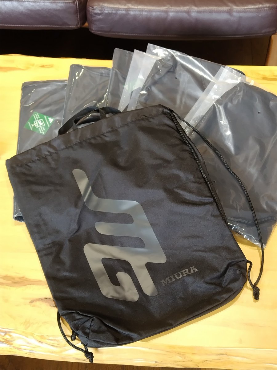 factory_bell's tweet photo. 『三浦技研~✨🆕✨MG Mult Bag』
miuragiken 「マルチバッグ」入荷いたしました〜☀️✨🤗
【発売日】
本日❗✨6月7日 金曜日🎵✨
三浦技研のシンプルな軽量デザインマルチバッグいかがでしょうか❗❓✨😆
#三浦技研 #マルチバッグ #MultiBag #シンプル #軽量
ご来店お待ちしていますm(_ _)m☀️✨🤗 https://t.co/vnVz50Ydj4