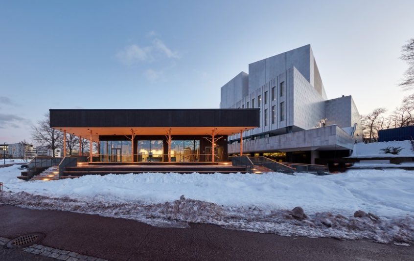 急ですが2024/6/10月フィンランドから来日中の建築家・アールト大学ウッドプログラム講師Pikku Finlandia設計者、ヤーッコ・トルヴィネン氏の講演が京都で開催。「最近のフィンランドの建築デザインについて、特に木造建築の潮流」日本フィンランドデザイン協会JFDA企画。
j-f-design.com/%E3%82%A4%E3%8…