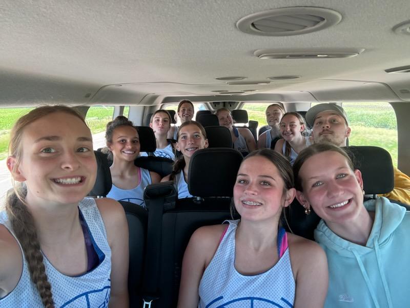 Wahoo Girls Basketball tweet media