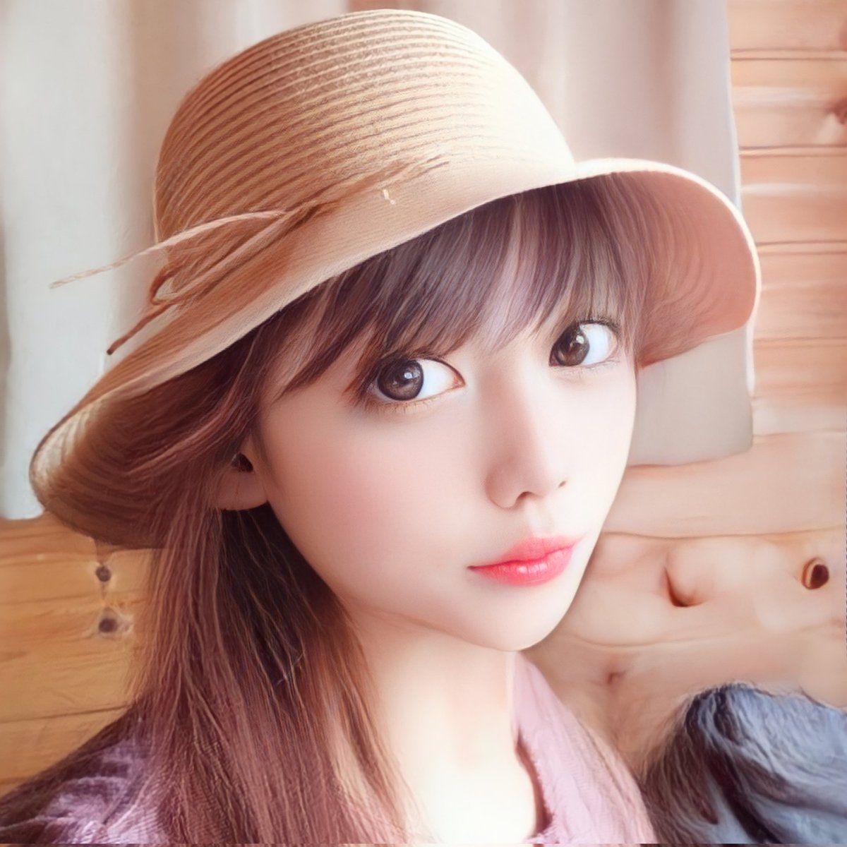 aki_applepie's tweet photo. 私といえばやっぱりこの画かなぁ〜🥰💞

#カコジョ　#麦わら帽子
#楽しみ　#仲良くしてください https://t.co/GVz5qhpwem