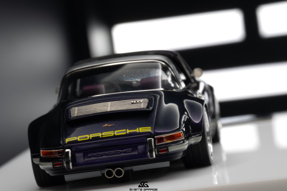 Saika_yrw's tweet photo. Viola HongKongのシンガー。
フェラーリ色も悪くない。
#ミニカー
#Singer964 https://t.co/zrbnAdi6xB