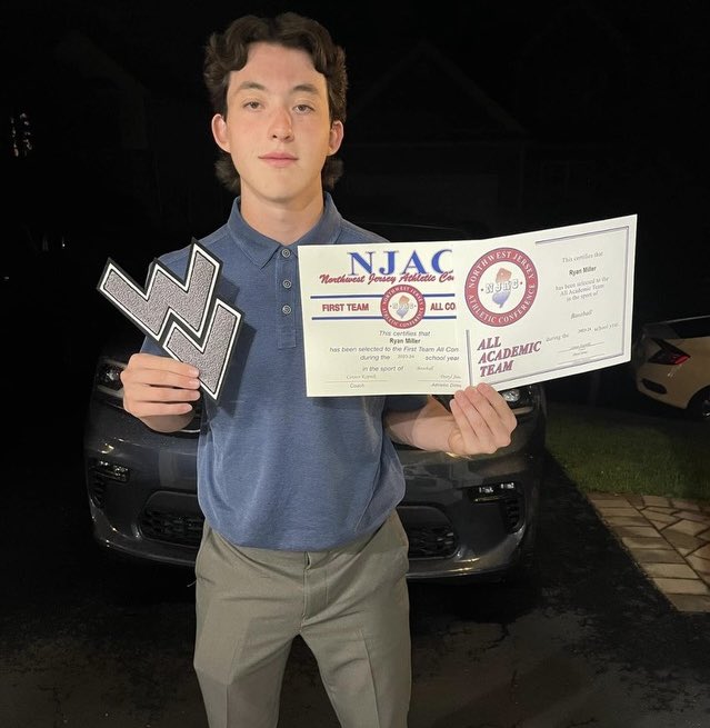 RyanMiller2026's tweet photo. Tonight we celebrated an amazing season 
-Wallkill Valley Varsity Letter ✔️
-NJAC First Team All Conference ✔️
-NJAC Academic Team✔️
-2024 Coaches Award ✔️
-NJ Herald Athlete of the Week Nominee✔️
#WVRangersBaseball https://t.co/2BIVAR9yYE