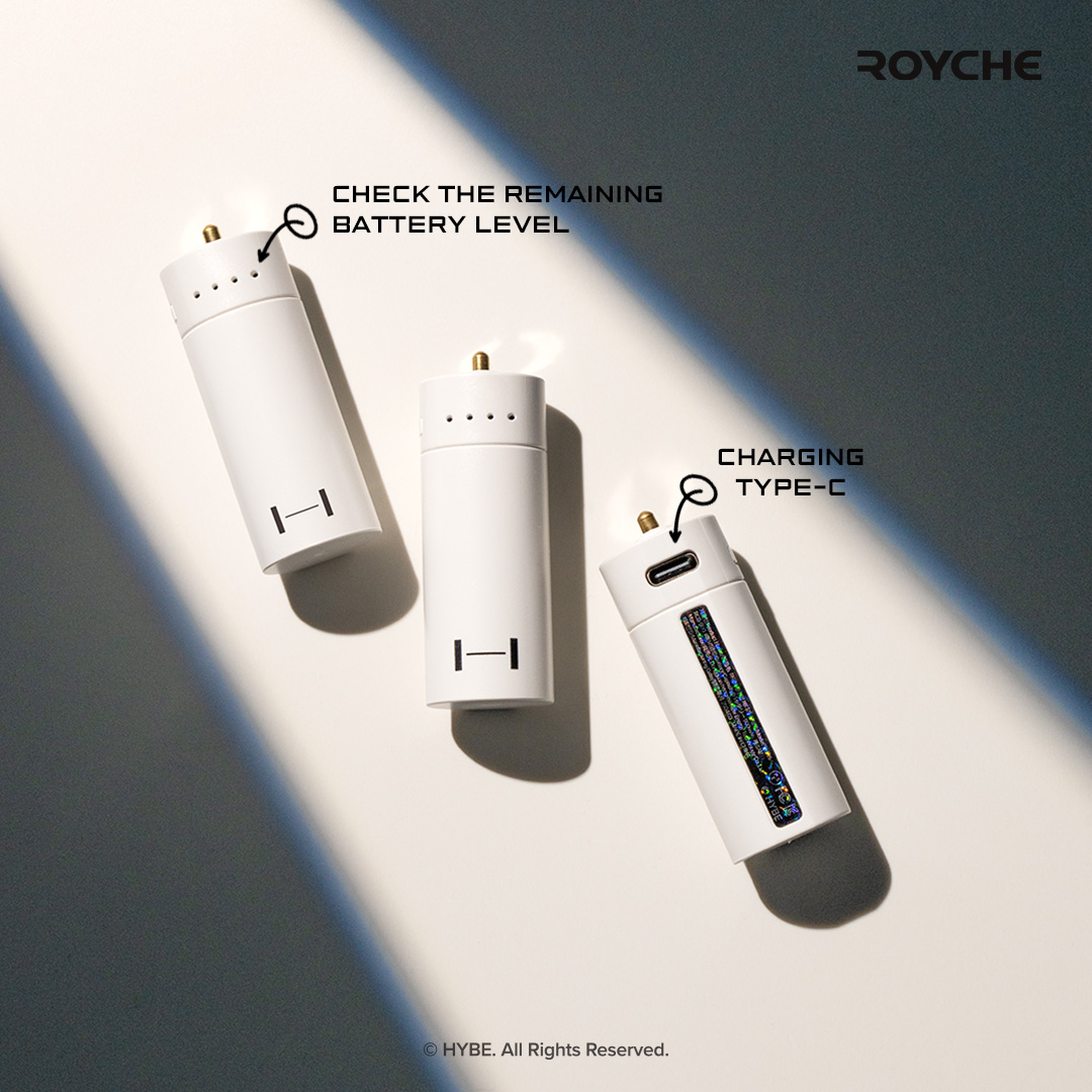 HYBE_MERCH's tweet photo. 하이브 공식 응원봉 배터리 사전 판매 오픈! 💡 
HYBE OFFICIAL LIGHT STICK BATTERY PRE-ORDER! 

🔗 https://t.co/hRFsY4Lj9x

#하이브공식응원봉배터리 #HYBE_OFFICIAL_LIGHT_STICK_BATTERY https://t.co/4Y9q2z097M