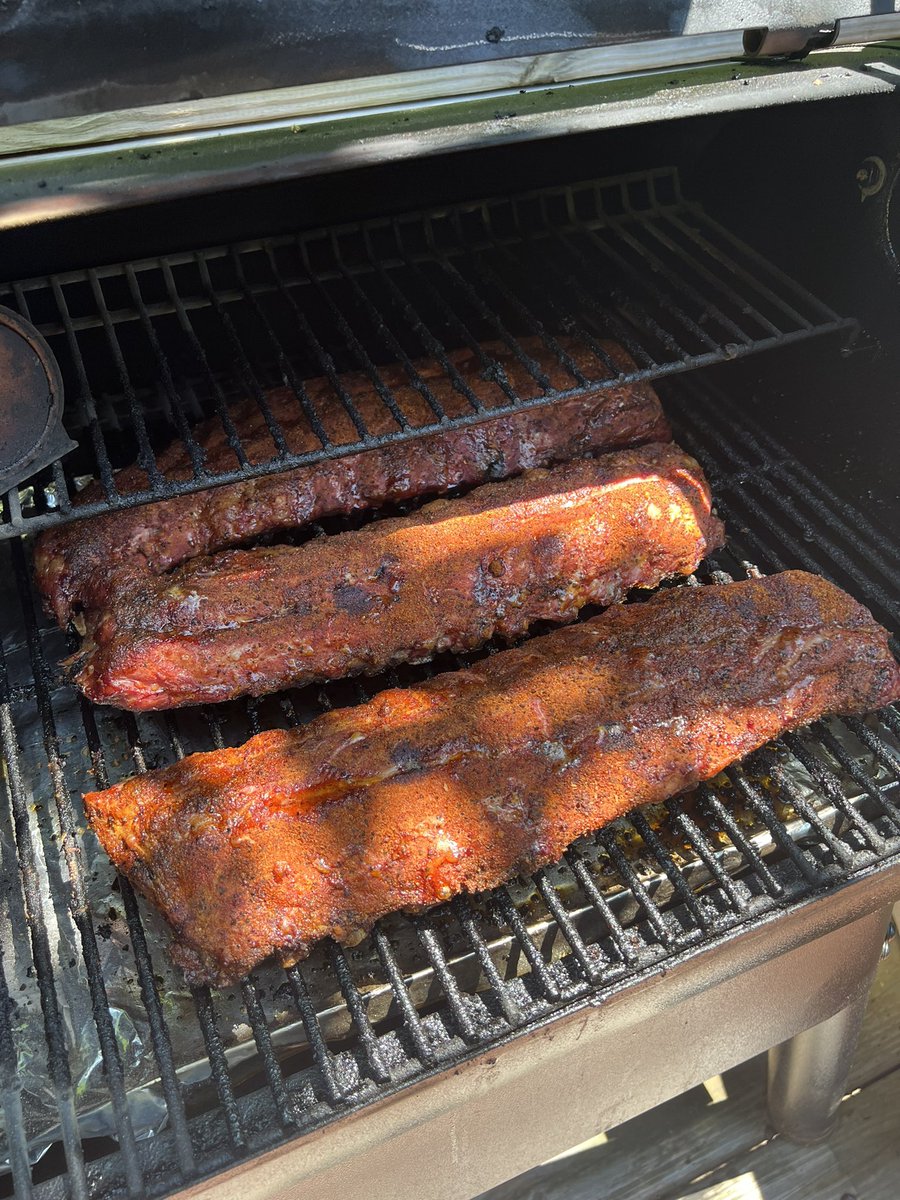 holden_kyle's tweet photo. @altonbrown Baby backs!!! https://t.co/gciPqwO5w3