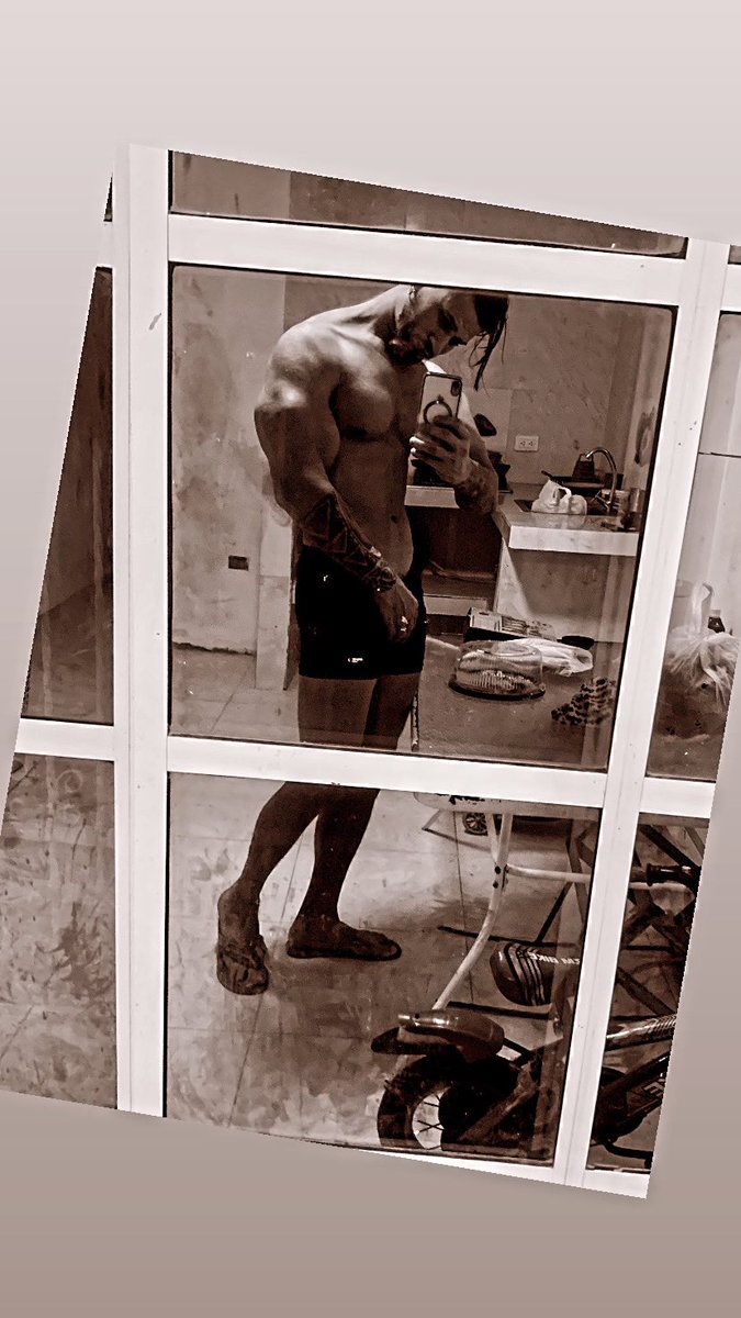 AHaeht's tweet photo. Estoy bien duro 🤗😈 https://t.co/y68BKjG8Xy