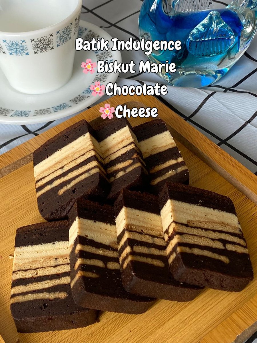flwrlveu's tweet photo. Kek lapis batik indulgence 🍪🍫 https://t.co/XD6ztpwsn9